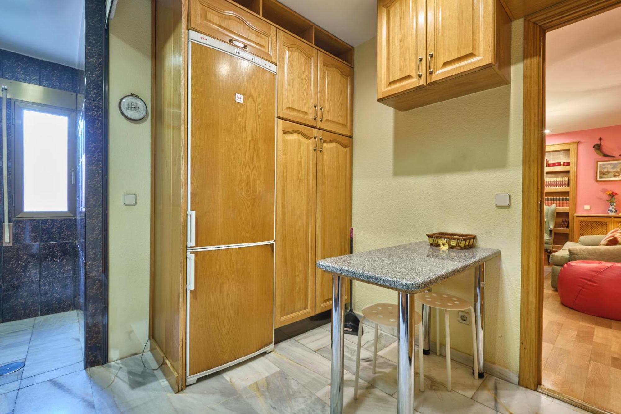 Apartamentos Carlos มาดริด ภายนอก รูปภาพ