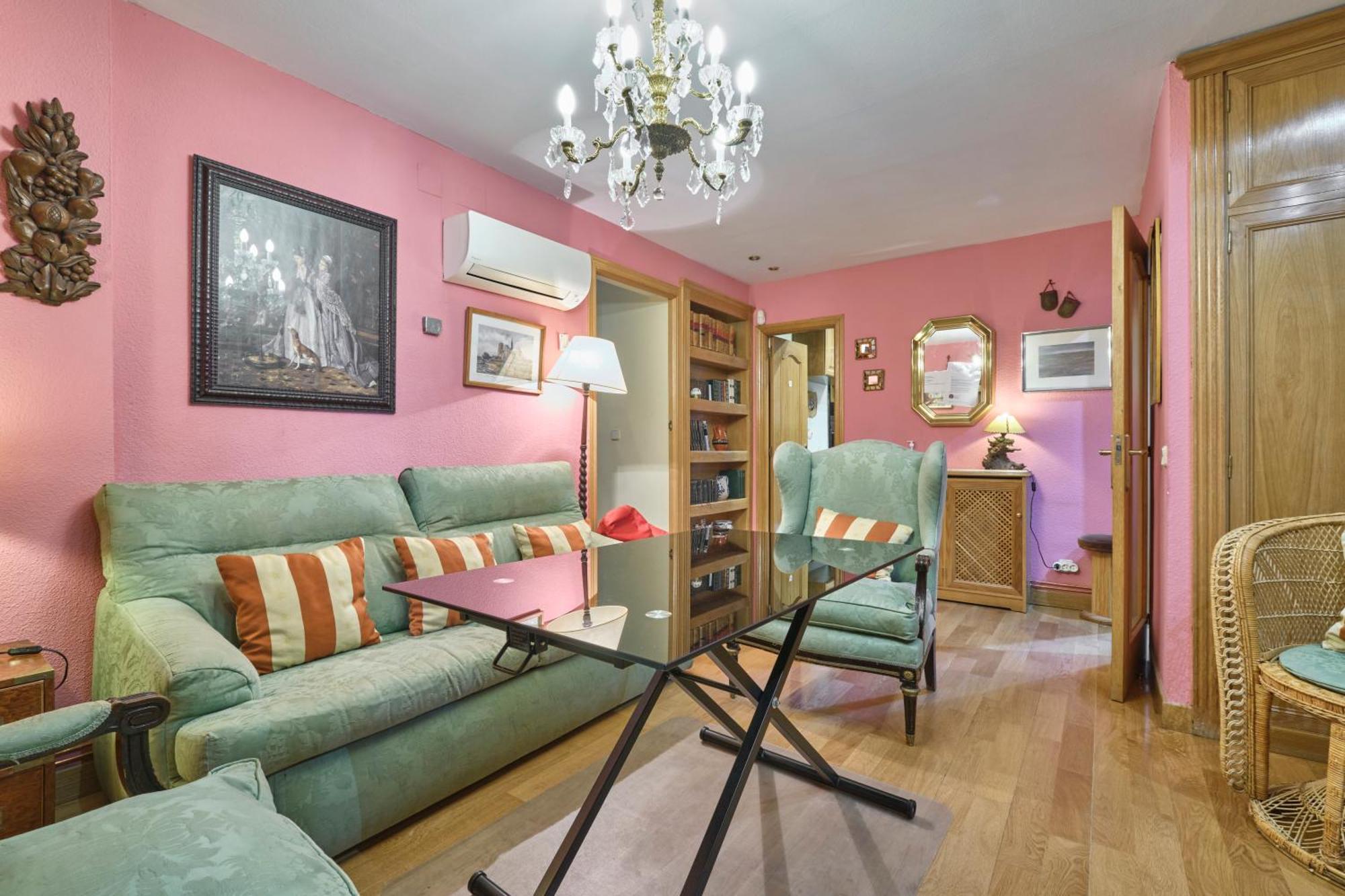 Apartamentos Carlos มาดริด ภายนอก รูปภาพ