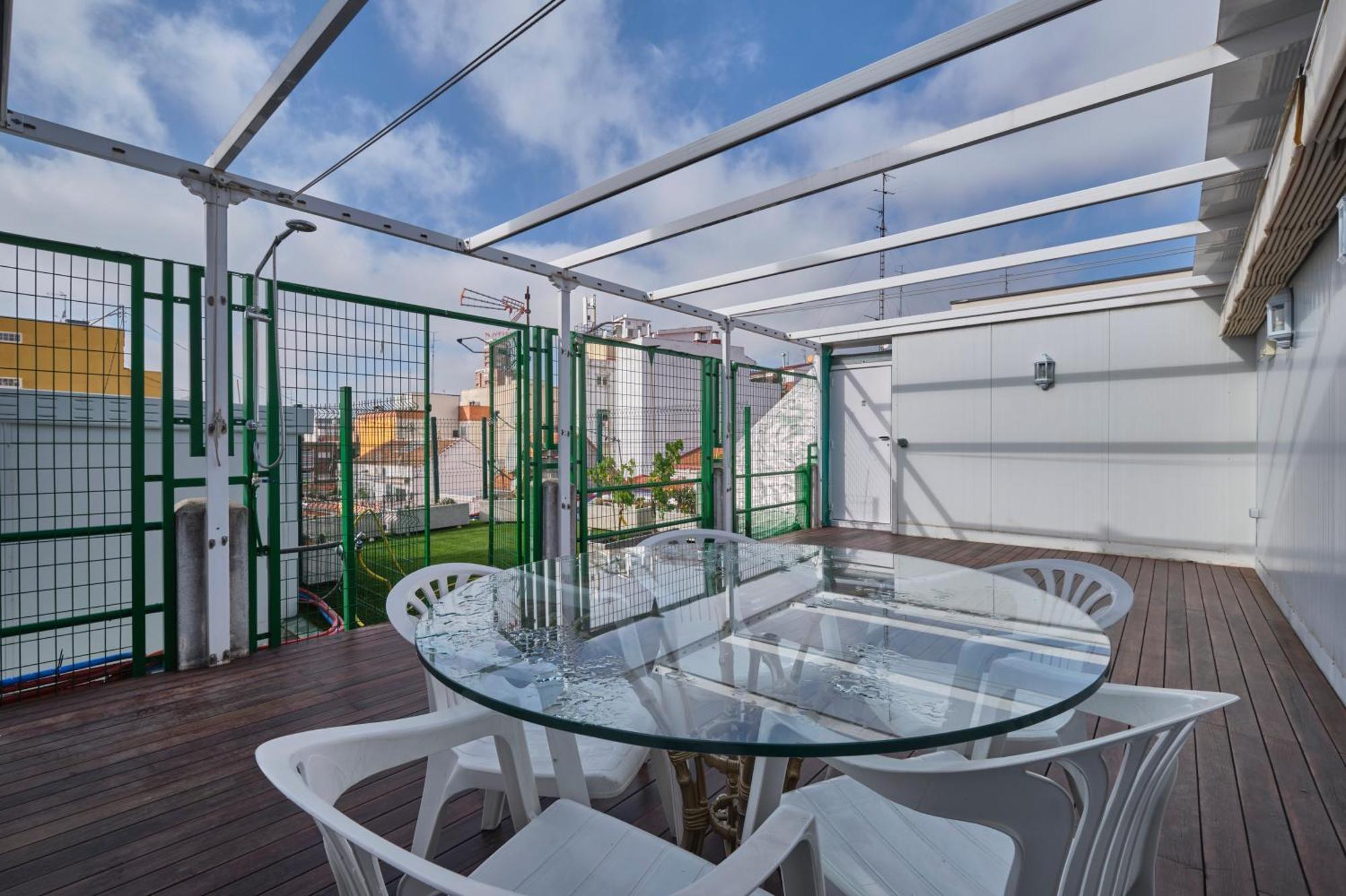 Apartamentos Carlos มาดริด ภายนอก รูปภาพ